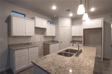 13486 Hazelwood St, Horizon City, TX 79928 - photo 6