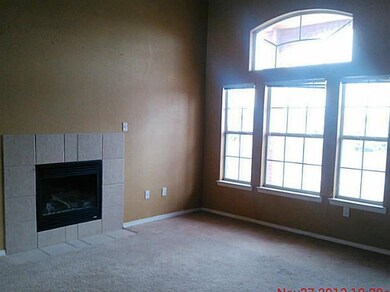 601 Villa Victoria Dr, El Paso, TX 79928 - photo 3