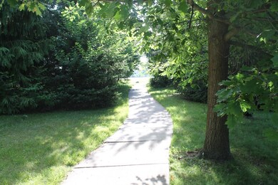 461 Fairways Ln, Chelsea, MI 48118 - photo 4