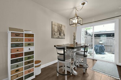 7-web-or-mls-2390-hardesty-dr-s