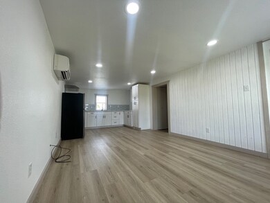 7107 Kamas Ln unit 2, Needville, TX 77461 - photo 2