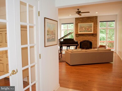 1044 Stonington Dr, Arnold, MD 21012 - photo 5