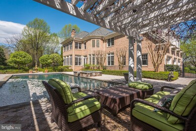 8893 Windy Ridge Way, McLean, VA 22102 - photo 7