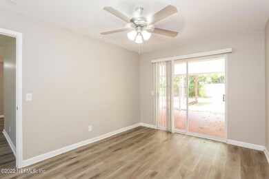 5626 Enchanted Dr, Jacksonville, FL 32244 - photo 7