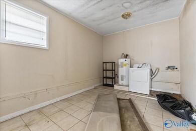 3610 Dawnwood Dr NW, Huntsville, AL 35810 - photo 7