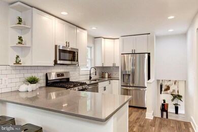 204 46th St NE, Washington, DC 20019 - photo 5