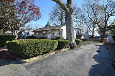 10 Kathy Ave, Coventry, RI 02816 - photo 4