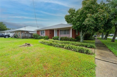 1820 W Esplanade Ave S, Metairie, LA 70005 - photo 2