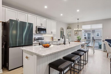 2226 Gateway Curve N, North Saint Paul, MN 55109 - photo 2