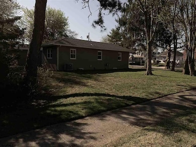 101 E Pierson Ave, Somers Point, NJ 08244 - photo 4