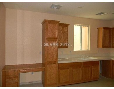 Kitchen. BUILT IN DESK AREA IN THE KITCHEN