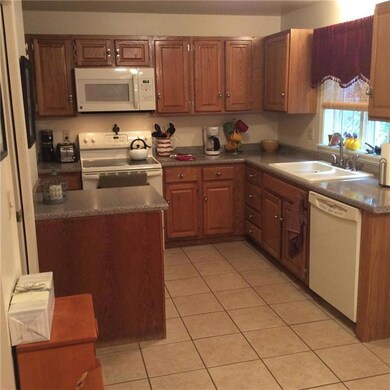 Kitchen with small island