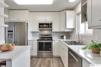 8944 Quest St, Omaha, NE 68122 - photo 7