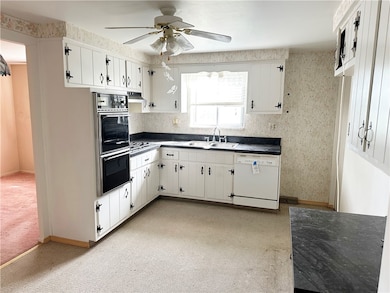 200 Cypress Hill Dr, Pittsburgh, PA 15235 - photo 6