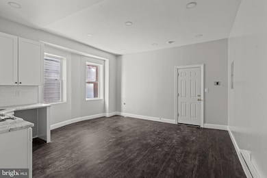 5237 Chester Ave unit 2, Philadelphia, PA 19143 - photo 3