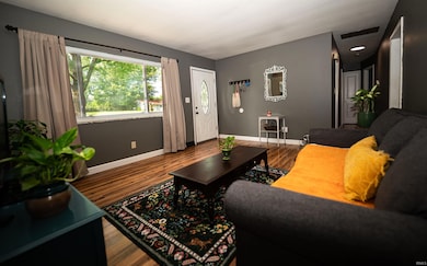 3945 W Walnut Leaf Dr, Bloomington, IN 47403 - photo 7