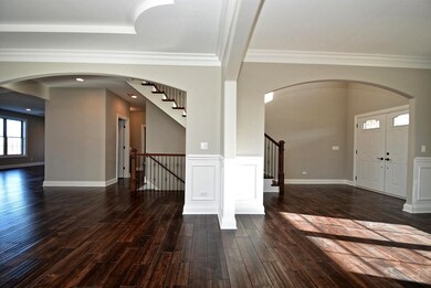 ARCHED DOORWAYS LIVING AND DINING ROOM