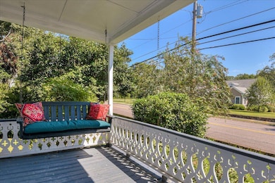 501 Buncombe St, Edgefield, SC 29824 - photo 4