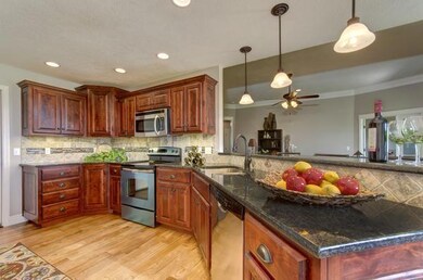 638 N Maplewood Hills Rd, Nixa, MO 65714 - photo 4