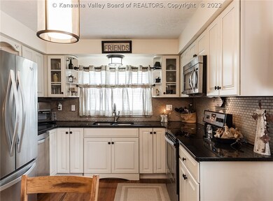 502 24th St, Dunbar, WV 25064 - photo 6