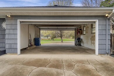 19565 Rosedale Ave, Excelsior, MN 55331 - photo 7