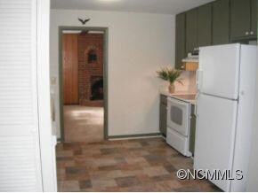 Kitchen Flows Into Family Room