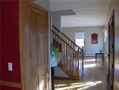 274 Larchwood Dr, Warwick, RI 02886 - photo 2