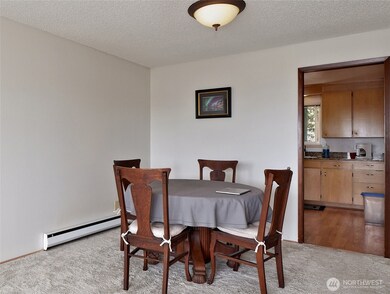 The Camelot Condominiums unit 209, Edmonds, WA 98020 - photo 5