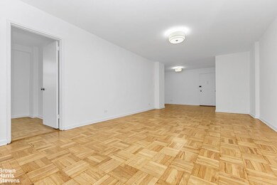 110-50 71st Rd unit 4C, Forest Hills, NY 11375 - photo 2