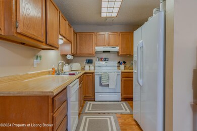 764 5th ave SW (11 of 16)