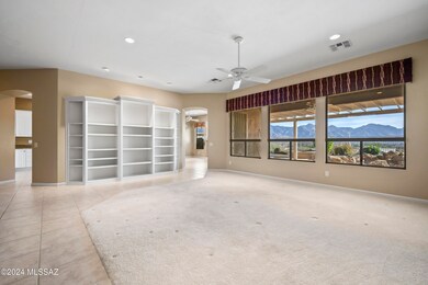 04-Living Area
