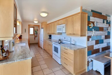 easy maintenance kitchen