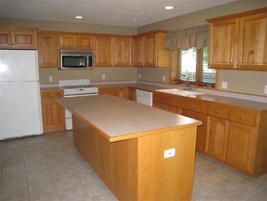 961 Autumn Woods Ln, Oregon, WI 53575 - photo 6