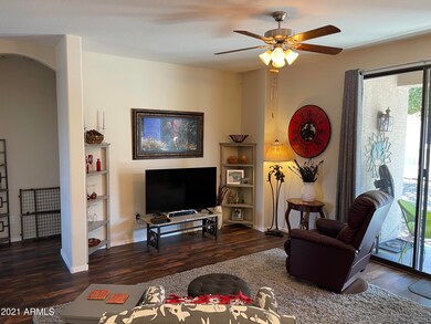 Family room 1