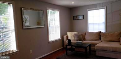 13815 Laura Ratcliff Ct, Centreville, VA 20121 - photo 6