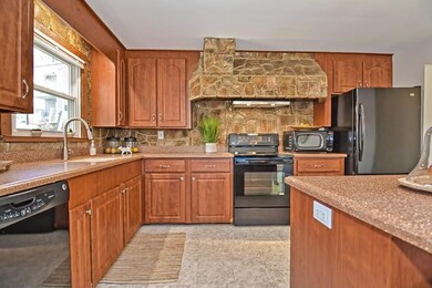 31 Jackson St, Salem, MA 01970 - photo 4