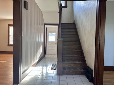 407 4th Ave, Ottawa, IL 61350 - photo 2