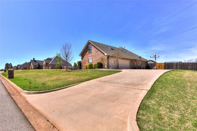 4704 Kellye Green St, Shawnee, OK 74804 - photo 2
