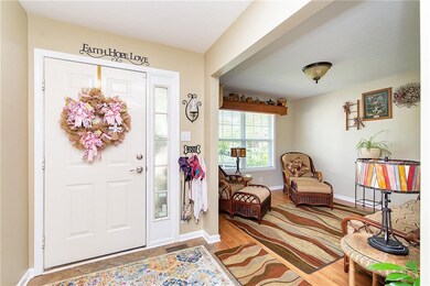 10112 Beresford Ct, Fishers, IN 46038 - photo 4