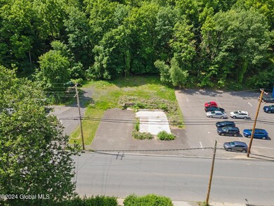 13-web-or-mls-10SpringAve_13
