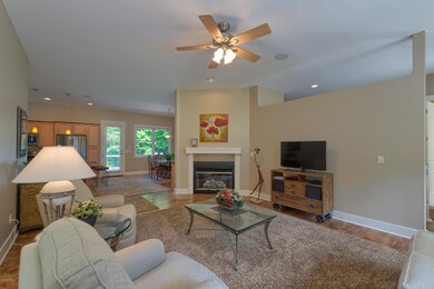 04 Living Room