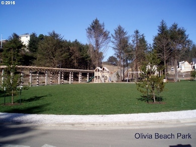 0 SW Anchor Ave unit 1 16466540, Lincoln City, OR 97367 - photo 6