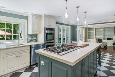 239 Cedar St, East Greenwich, RI 02818 - photo 6