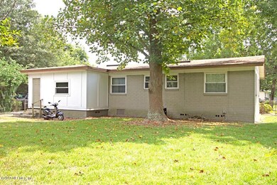 6833 East Rd, Jacksonville, FL 32216 - photo 3