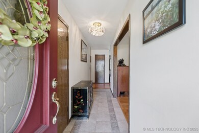 704 S Chestnut Ave, Broken Arrow, OK 74012 - photo 3