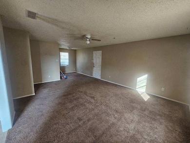 811 E 79th St, Lubbock, TX 79404 - photo 2