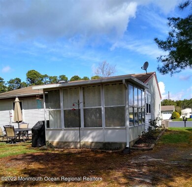 9 Buttonwood Ln, Whiting, NJ 08759 - photo 4