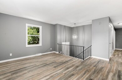 L 6050 Endicott Rd011