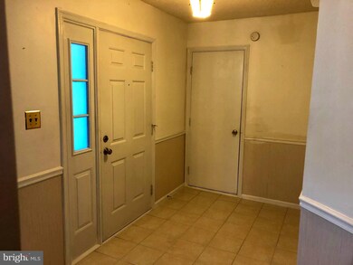 7 Niland Ln, Woodbury, NJ 08096 - photo 3