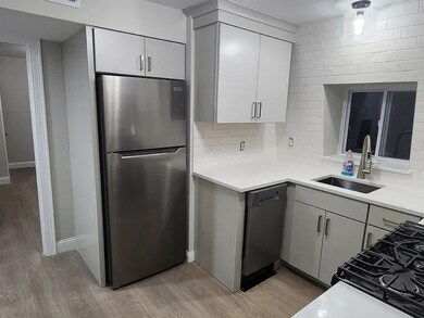 322 Brownell St unit 3 East, Fall River, MA 02720 - photo 2